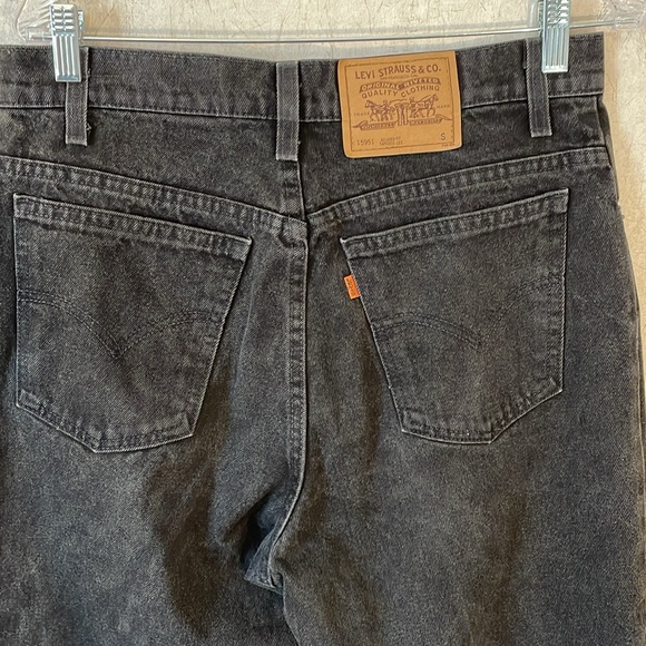 Levi’s orange tab women’s black jeans size 14 short. Relaxed fit. Tapered leg. - Picture 3 of 9